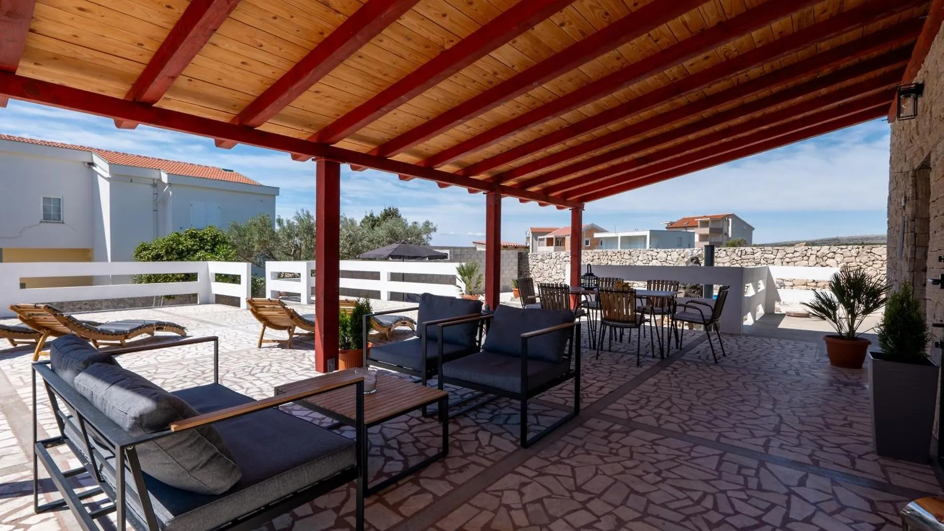 Apartment Kosljun With Pool